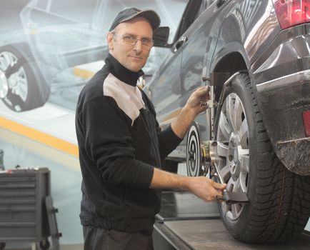 convergenza gomme auto